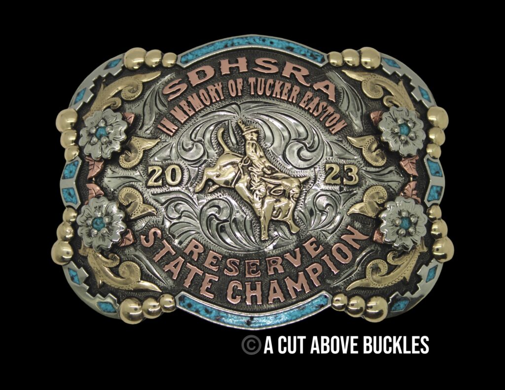 How to Wear a Belt Buckle Without a Western Outfit | Style Guide
